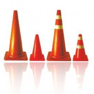 Traffic Cone กรวยจราจรสะท้อนแสง